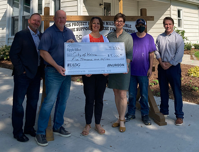 City of Kalona Receives $5,000 from Aureon